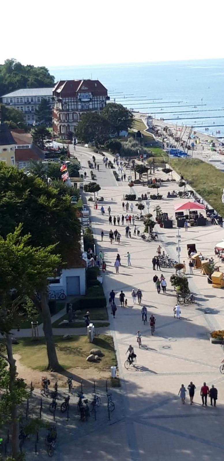 Strandloewe Kuehlungsborn Ostsee Екстер'єр фото